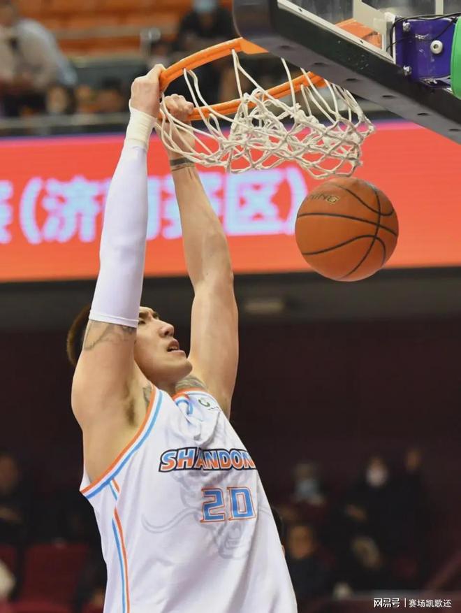 关键时刻山东男篮调整名单以备欧冠,手感冰凉环节打磨,目标明确,心理建设被强调(山东男篮对深圳加时赛) 关键时刻山东男篮调整名单以备欧冠,手感冰凉环节打磨,目标明确,心理建设被强调(山东男篮对深圳加时赛)