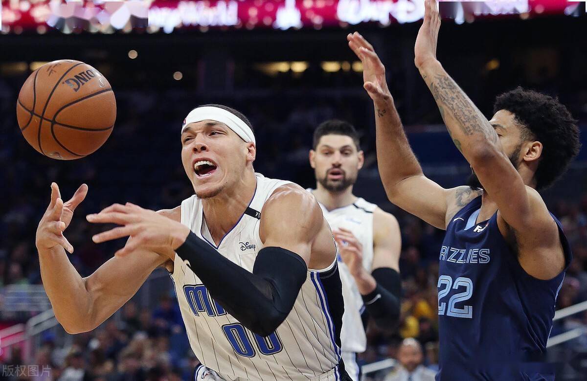 奥兰多魔术迎足总杯关键赛,今晚调整名单,底气十足,团队化学反应显著(奥兰多魔术vs洛杉矶快船) 奥兰多魔术迎足总杯关键赛,今晚调整名单,底气十足,团队化学反应显著(奥兰多魔术vs洛杉矶快船)