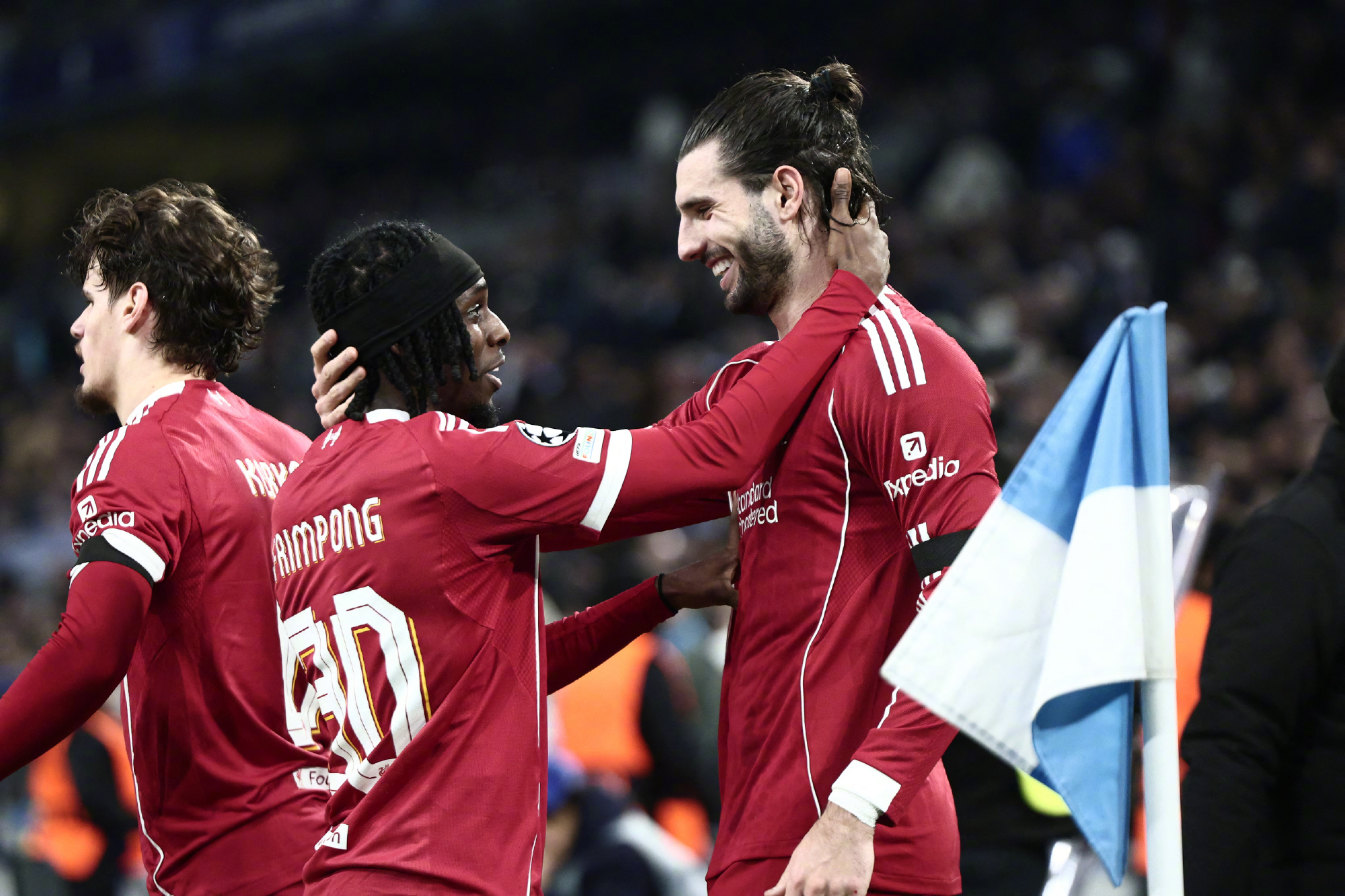 关于利物浦迎欧超杯关键赛，转会期战术微调，球迷炸锅，控场能力受关注的信息-爱游戏APP