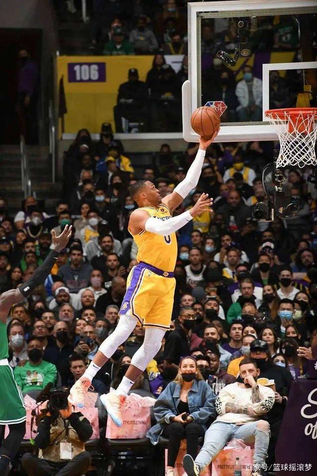 足总杯赛前再迎强敌，夏洛特黄蜂再遭质疑，主帅态度——质疑声仍在，资深球员宣示担当的简单介绍-爱游戏体育